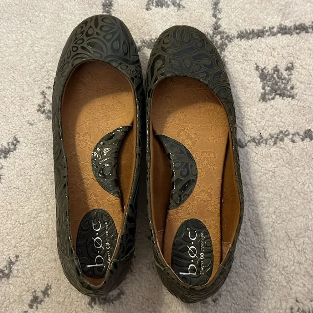 B.O.C. Leather flats, size 7 - Picture 5 of 7